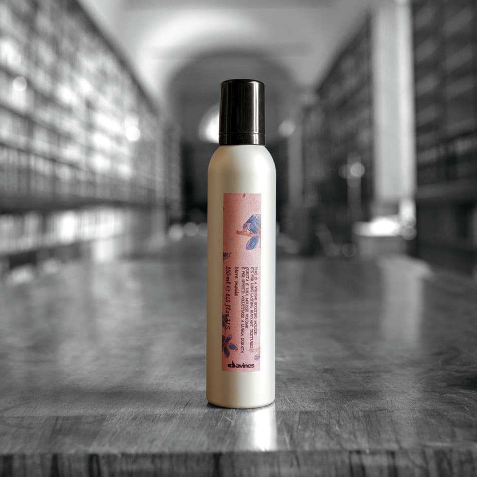 MORE INSIDE/volume boosting mousse